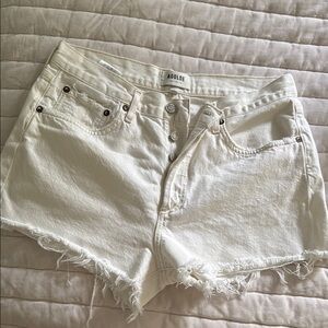 AGOLDE white shorts